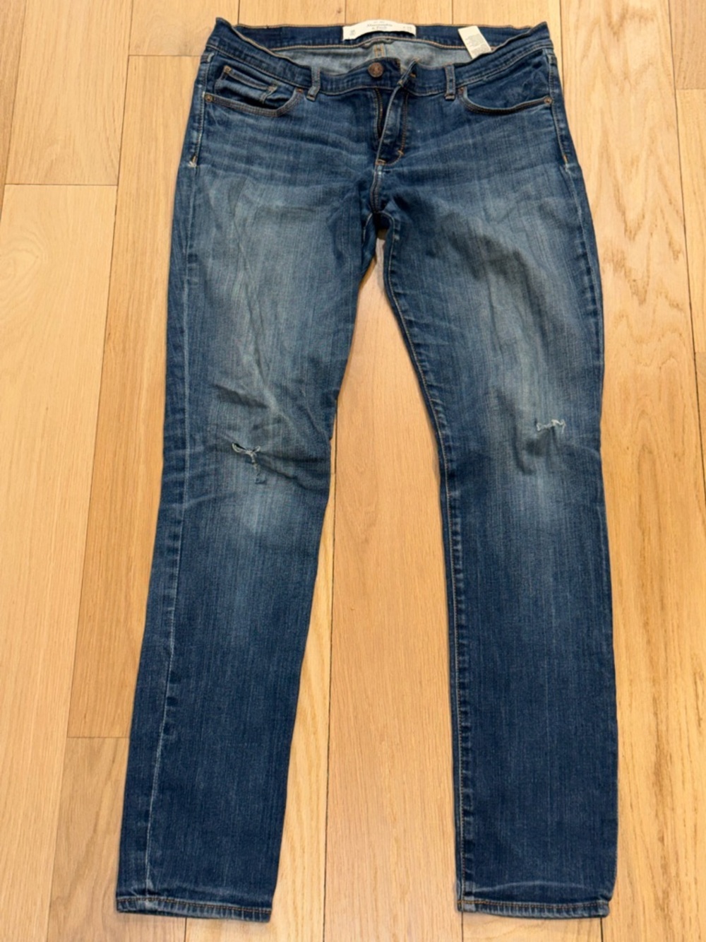Abercrombie & Fitch Women’s Denim Jeans Size 8R.